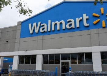 Walmart is finally adding Apple Pay and Google Pay