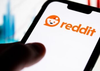 How Reddit moderators are trying to protect the platform from AI spam