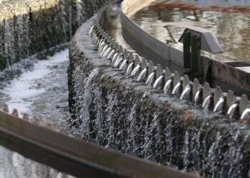 Hackers just broke into America’s tap water. How scared should you be?