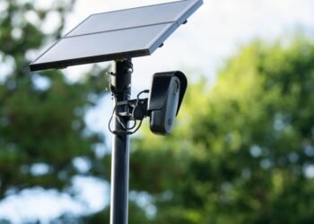 “Get the Flock out”: The growing backlash to AI Flock cameras, explained