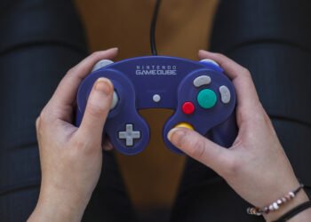 Why Is The GameCube Controller So Loved By Gamers?