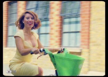 Londoners Can Catch RAYE on the Streets with Lime