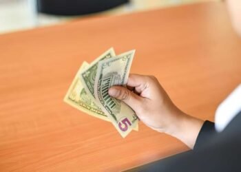 How to Charge More Without Losing Clients: 5 Pricing Levers