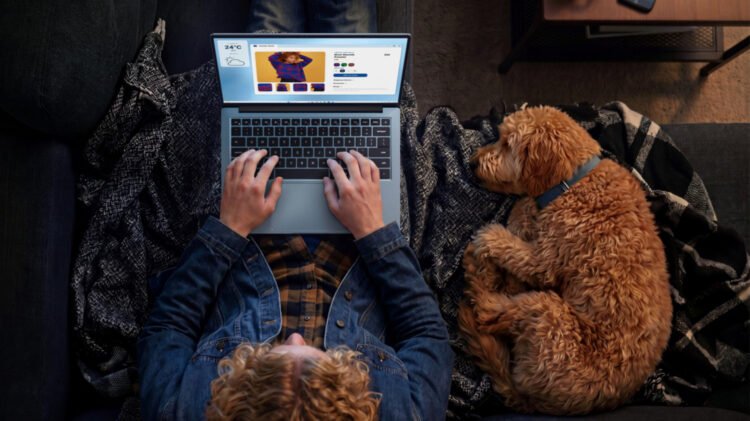 The Dell 14S Is Yet Another Cheap Laptop Chasing The MacBook Neo
